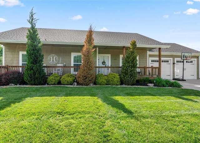 Property at 602 W Haven Dr, Richmond, MO 64085, 3 beds, 2 baths