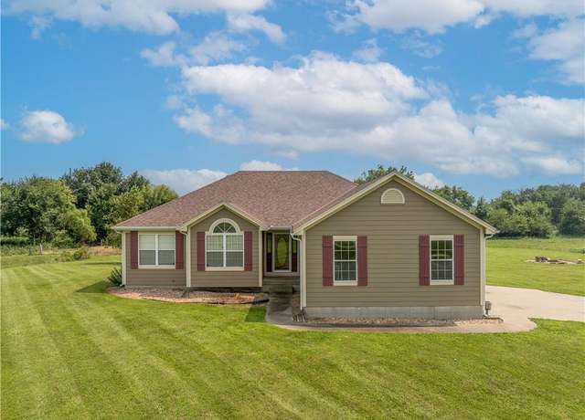 Property at 1287 SE State Route 13 N/A, Leeton, MO 64761, 4 beds, 3 baths