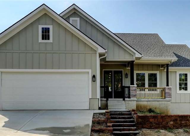 Property at 220 Rock Bridge Pkwy, Excelsior Springs, MO 64024, 3 beds, 2 baths