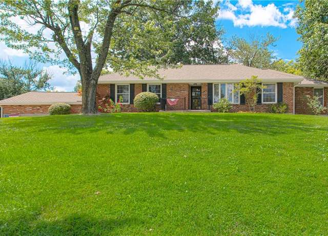 Property at 12039 Crooked Rd, Parkville, MO 64152, 4 beds, 3.5 baths