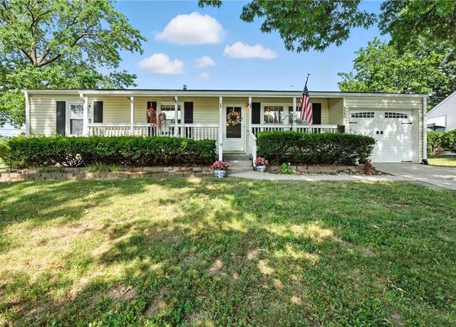 Property at 5530 N Flora Ave, Kansas City, MO 64118, 3 beds, 2 baths