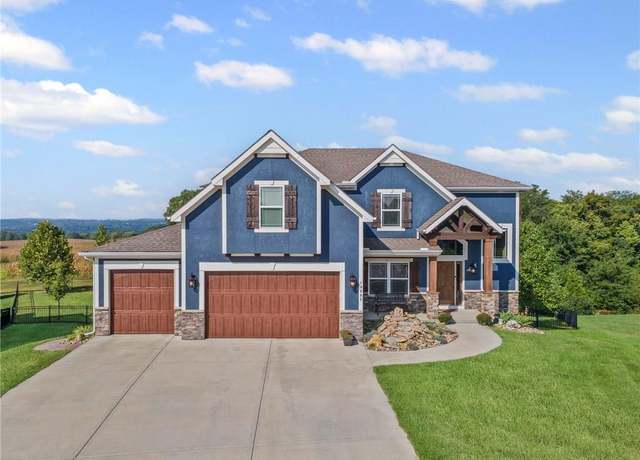 Property at 18295 NW Iris Ct, Platte City, MO 64079, 6 beds, 5 baths