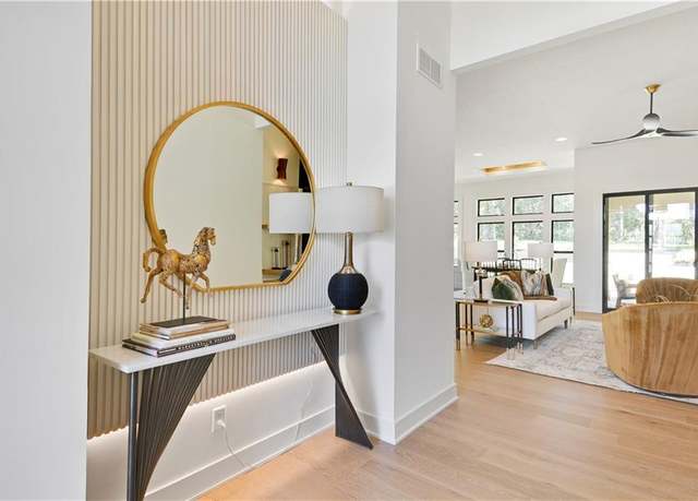 Property at 9845 Shady Bend Rd, Lenexa, KS 66227, 4 beds, 3 baths