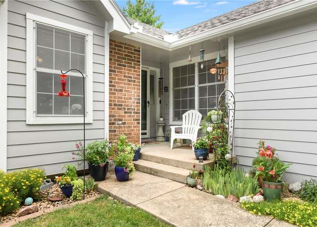 Property at 16612 E 53rd St S, Independence, MO 64055, 2 beds, 2 baths