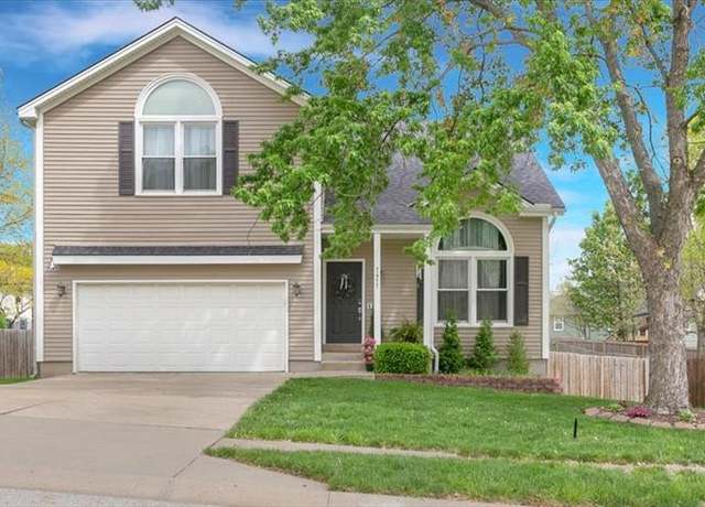Property at 7411 N Oakland Ave, Kansas City, MO 64158, 5 beds, 2.5 baths