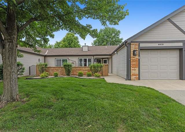 Property at 6610 N Revere Dr, Kansas City, MO 64151, 2 beds, 2 baths