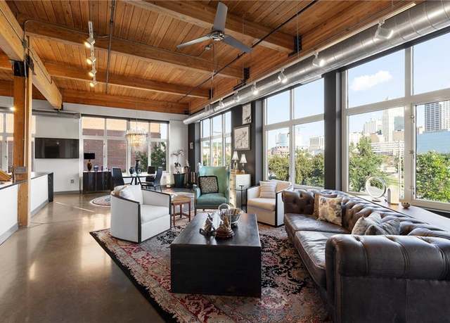 Property at 210 W 5th St #211, Kansas City, MO 64105, 2 beds, 2 baths