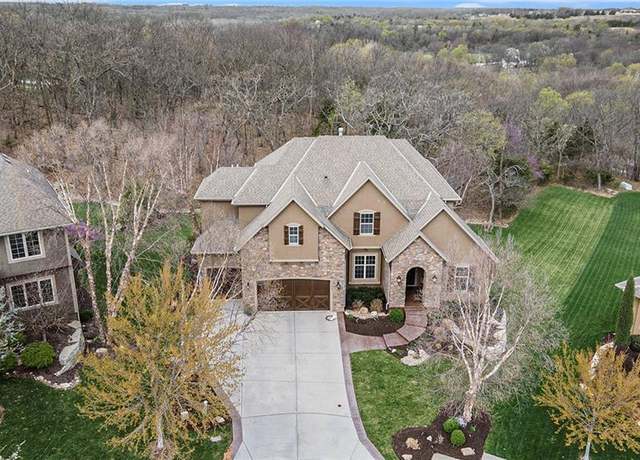 Property at 11920 S Barth Rd, Olathe, KS 66061, 5 beds, 5 baths