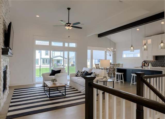 Property at 25454 W 92nd Ter, Lenexa, KS 66227, 4 beds, 4 baths