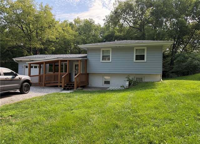 Property at 8935 NE Afton Rd, Kansas City, MO 64155, 3 beds, 1 bath