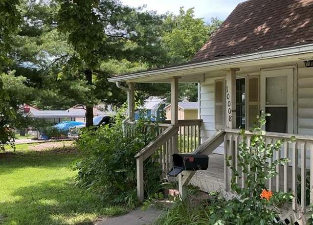 Property at 10008 E 15th St, Independence, MO 64052, 2 beds, 1 bath