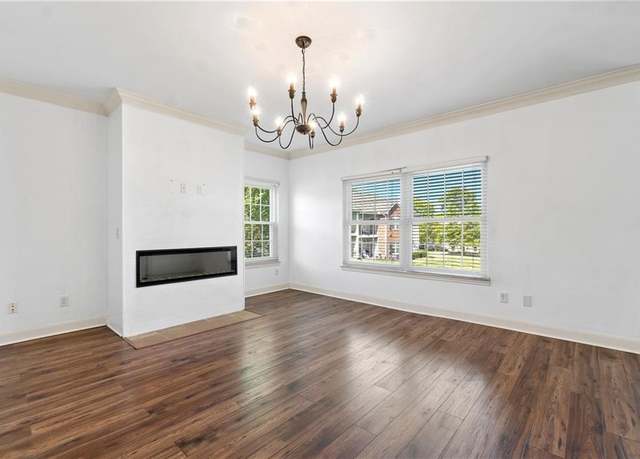 Property at 11619 Tomahawk Creek Pkwy Unit B, Leawood, KS 66211, 2 beds, 2 baths