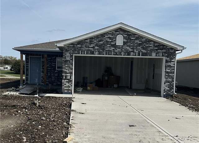 Property at 37854 W 207th Ter, Edgerton, KS 66021, 3 beds, 2 baths
