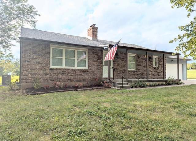 Property at 13312 E Harvest Ln, Peculiar, MO 64078, 3 beds, 2 baths