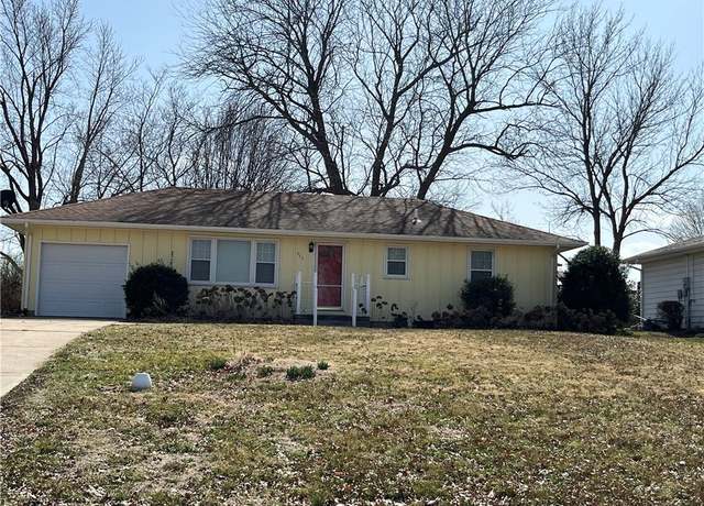 Property at 511 W 19th St, Higginsville, MO 64037, 2 beds, 1 bath