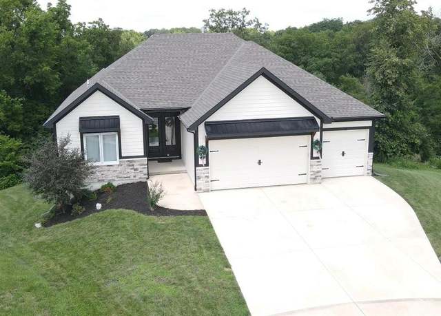 Property at 16260 NW 124 St, Platte City, MO 64079, 4 beds, 3 baths