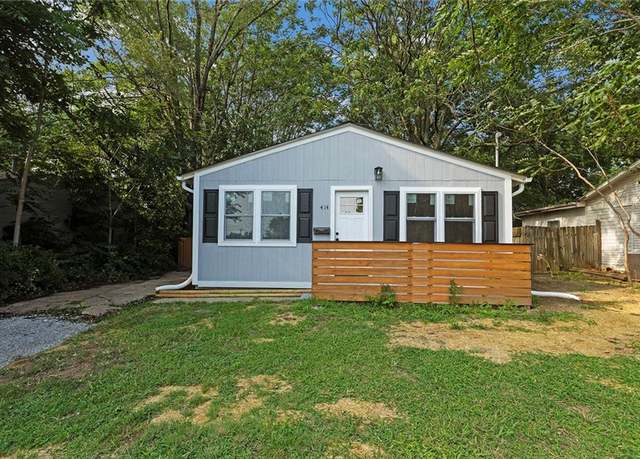 Property at 414 W Mechanic Ave, Independence, MO 64050, 2 beds, 1 bath