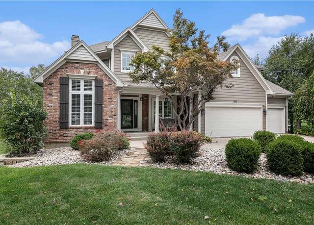 Property at 13404 W 130th St, Overland Park, KS 66213, 4 beds, 4.5 baths