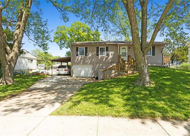 Property at 101 N 80th Pl, Kansas City, KS 66111, 4 beds, 1.5 baths