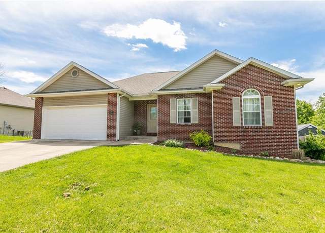 Property at 2504 Oakfield Dr, Columbia, MO 65202, 4 beds, 3 baths