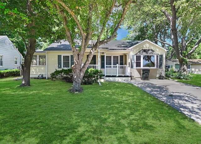 Property at 2704 Garland St, Leavenworth, KS 66048, 3 beds, 2 baths