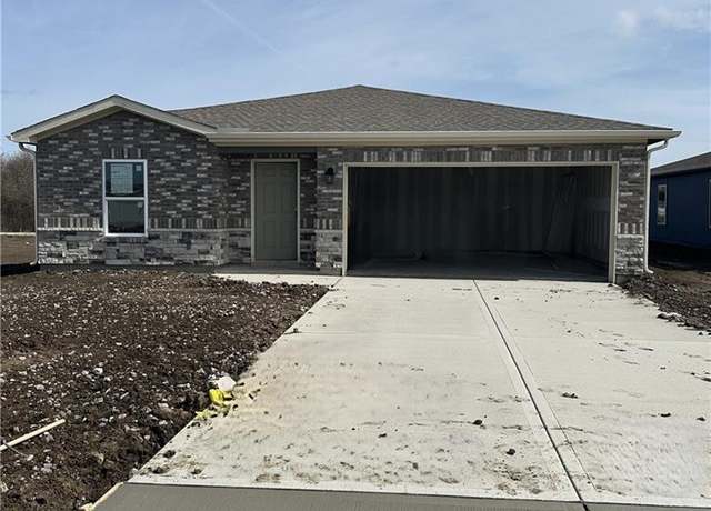 Property at 37866 W 207th St, Edgerton, KS 66021, 4 beds, 2 baths