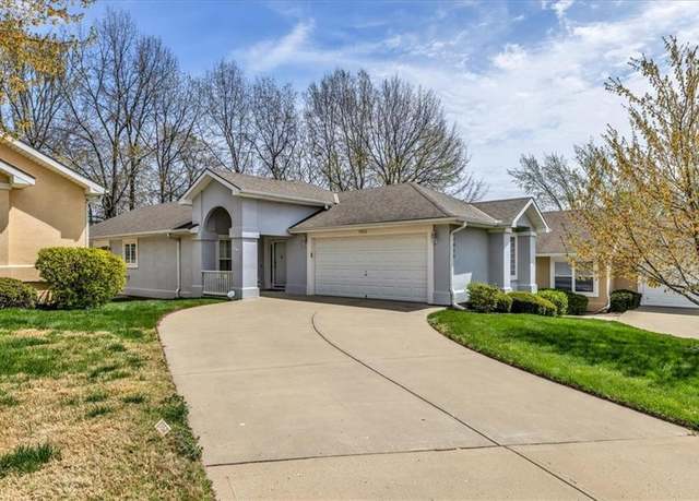 Property at 7911 N Cherry St, Kansas City, MO 64118, 3 beds, 3 baths