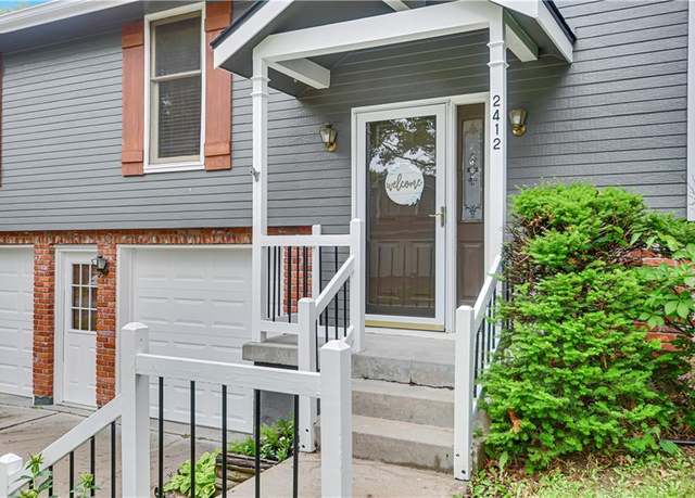 Property at 2412 NW 1st St, Blue Springs, MO 64014, 3 beds, 2.5 baths