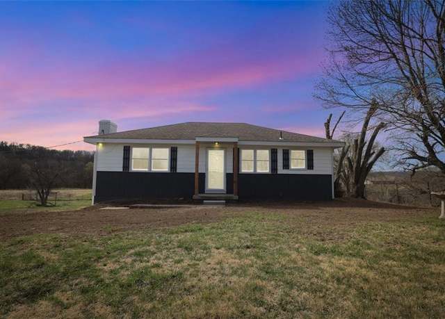 Property at 30105 Salem Rd, Weston, MO 64098, 2 beds, 2 baths