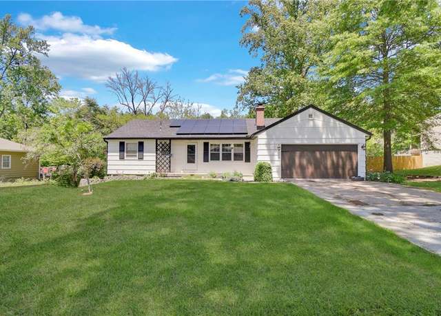 Property at 11312 E 48th Ter, Kansas City, MO 64133, 5 beds, 2 baths