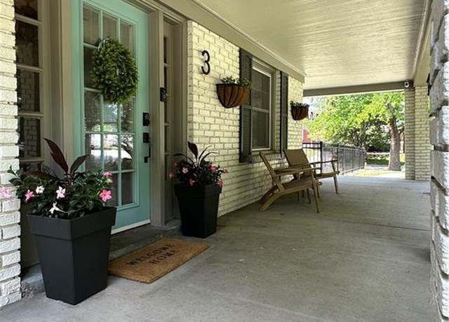 Property at 3 W Meyer Blvd, Kansas City, MO 64113, 3 beds, 2.5 baths