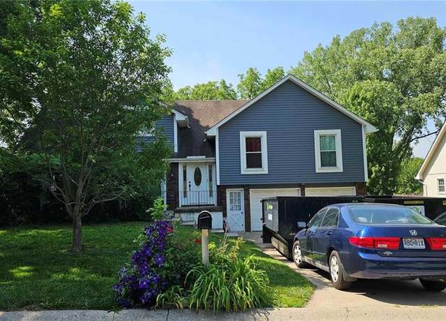 Property at 10001 NW 71st Ter, Kansas City, MO 64152, 5 beds, 3 baths