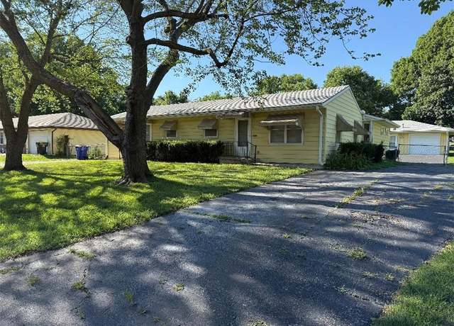Property at 811 NW B St, Blue Springs, MO 64015, 3 beds, 3 baths