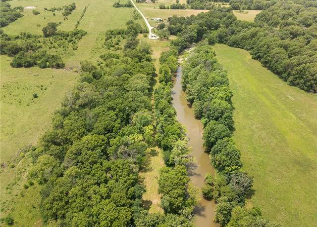 Property at 40000 E Gunn City Rd, Garden City, MO 64747