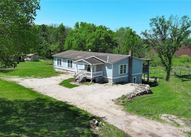 Property at 27516 S State Route D Hwy, Cleveland, MO 64734, 4 beds, 1.5 baths