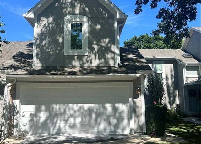 Property at 5805 Park Cir, Shawnee, KS 66216, 3 beds, 3.5 baths