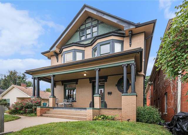 Property at 428 N 21st St, St Joseph, MO 64501, 4 beds, 1.5 baths