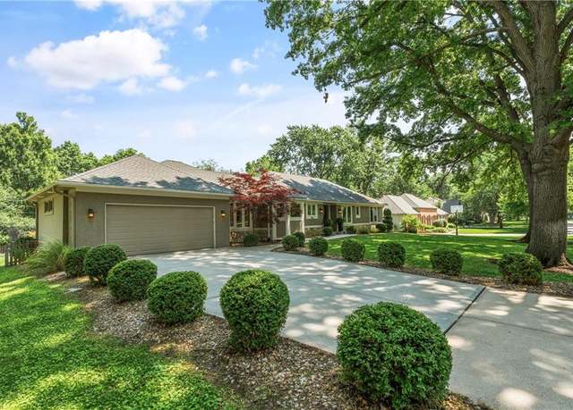 Property at 3412 W 93rd St, Leawood, KS 66206, 5 beds, 4.5 baths