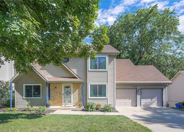 Property at 15616 W 123rd Ter, Olathe, KS 66062, 4 beds, 3.5 baths
