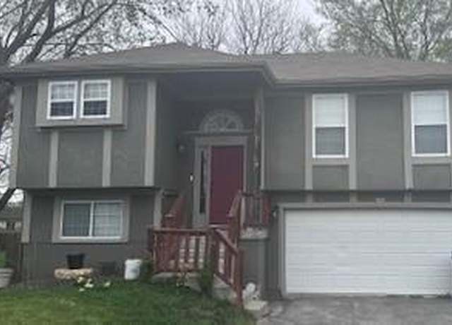 Property at 17507 S Prospect Ave, Belton, MO 64012, 3 beds, 2 baths