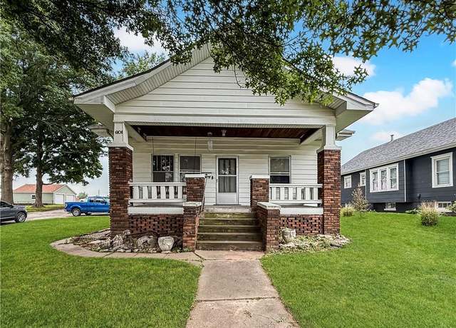 Property at 601 W 22nd St, Higginsville, MO 64037, 2 beds, 1 bath