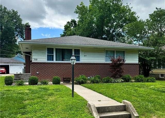 Property at 719 W 2nd St, Pittsburg, KS 66762, 3 beds, 3 baths