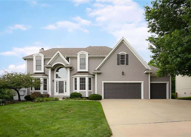 Property at 7415 Constance St, Shawnee, KS 66216, 4 beds, 4.5 baths
