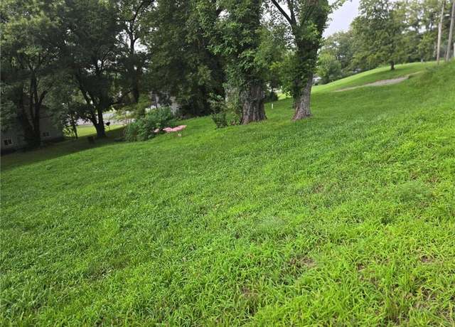 Property at 406 W Harrison St, Brunswick, MO 65236