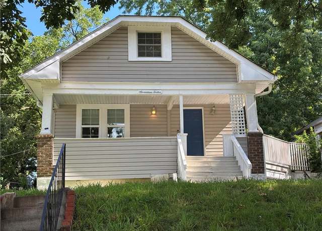 Property at 1712 Washington Ave, Kansas City, KS 66102, 4 beds, 2 baths