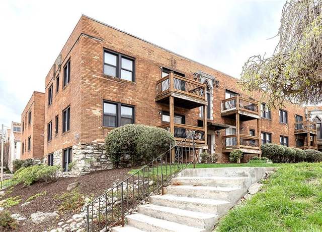 Property at 4540 Jarboe St #1, Kansas City, MO 64111, 2 beds, 1 bath