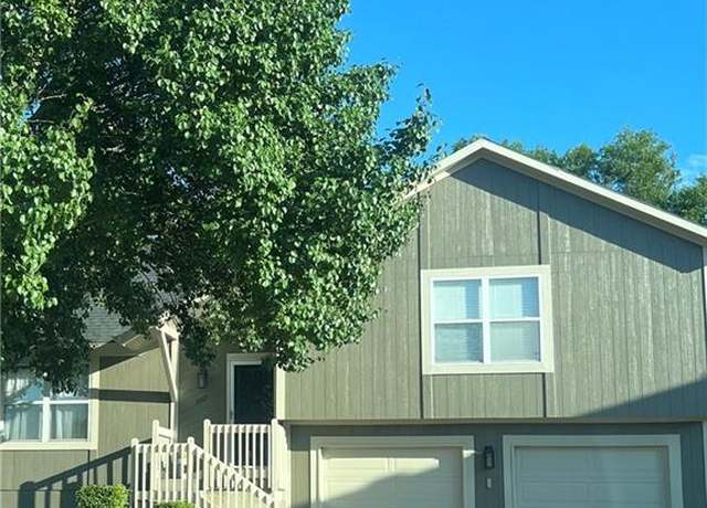 Property at 31121 W Madison St, Gardner, KS 66030, 3 beds, 2 baths