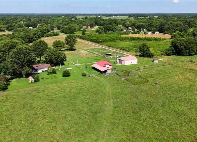 Property at 4598 N Avilla St, Reeds, MO 64859, 3 beds, 2 baths