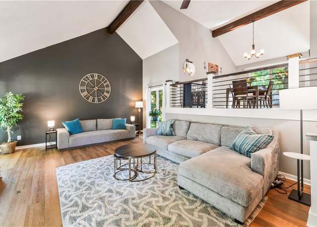 Property at 14508 W 68th Ter, Shawnee, KS 66216, 4 beds, 2.5 baths