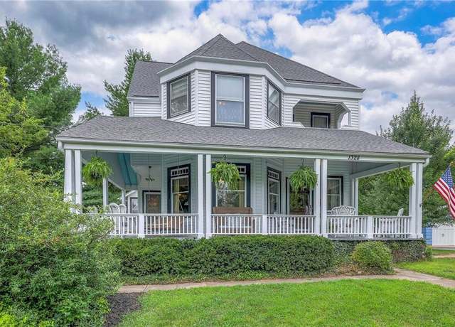 Property at 1328 Main St, Parkville, MO 64152, 4 beds, 3 baths